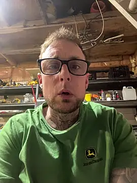 Snapshot of WIDBIGWHITECOCK chatting on 7, 3, 2026 WIDBIGWHITECOCK online show from 7, 3, 2026