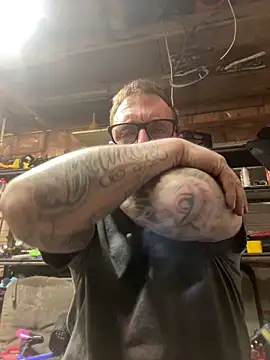 Snapshot of WIDBIGWHITECOCK chatting on 14, 3, 2026 WIDBIGWHITECOCK online show from 14, 3, 2026