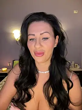 Snapshot of IRISWHITE17 chatting on 21, 7, 2026 IRISWHITE17 online show from 21, 7, 2026