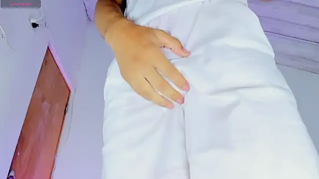 HotboyLyan online show from 24, 6, 2026