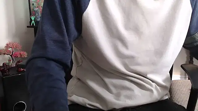 Snapshot of EspanolVato chatting on 13, 3, 2026 EspanolVato online show from 13, 3, 2026