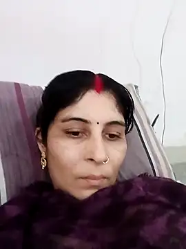 Hot ree85 online show from 30, 4, 2026