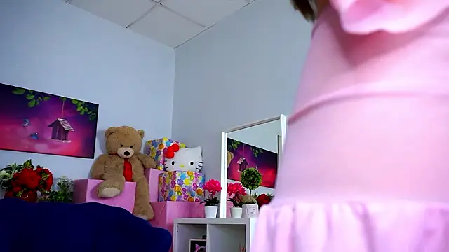 Ava Solis online show from 1, 2, 2026