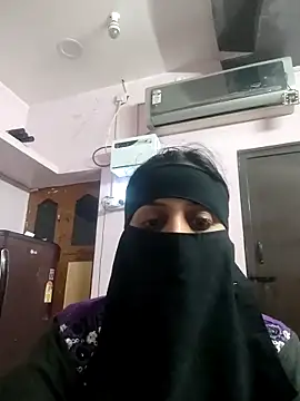 Snapshot of Tamilfathi chatting on 4, 3, 2026 Tamilfathi online show from 4, 3, 2026