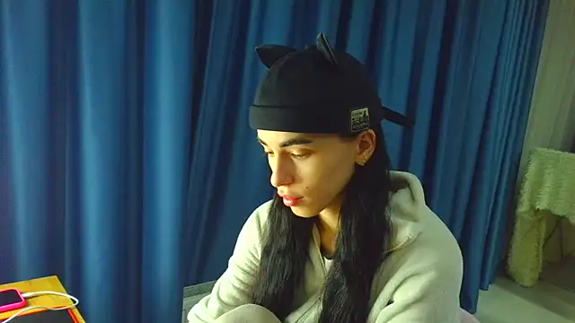 Snapshot of Vlada_Elfie chatting on 8, 2, 2026 Vlada Elfie online show from 8, 2, 2026