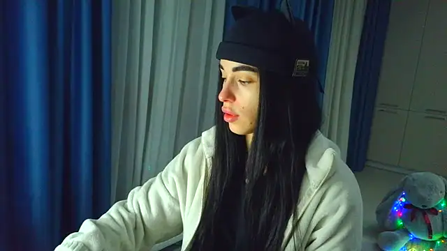 Snapshot of Vlada_Elfie chatting on 21, 2, 2026 Vlada Elfie online show from 21, 2, 2026