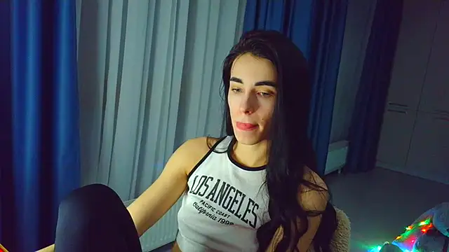 Snapshot of Vlada_Elfie chatting on 23, 2, 2026 Vlada Elfie online show from 23, 2, 2026