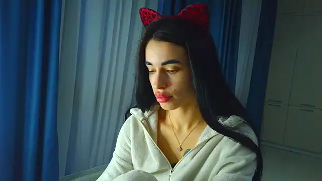 Snapshot of Vlada_Elfie chatting on 1, 3, 2026 Vlada Elfie online show from 1, 3, 2026