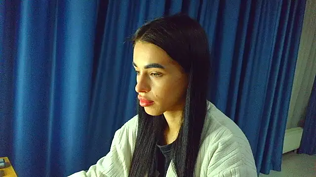 Snapshot of Vlada_Elfie chatting on 8, 3, 2026 Vlada Elfie online show from 8, 3, 2026