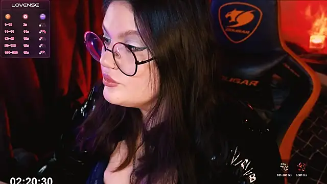 Snapshot of PixelMiss chatting on 14, 4, 2026 PixelMiss online show from 14, 4, 2026