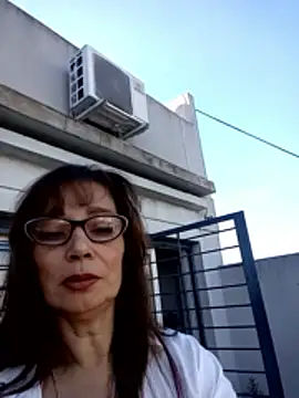 Danatetas online show from 19, 4, 2026