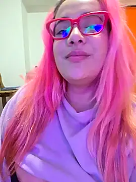 Snapshot of Nova-Satela chatting on 6, 1, 2026 Nova-Satela online show from 6, 1, 2026