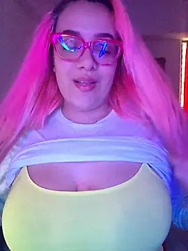 Snapshot of Nova-Satela chatting on 11, 1, 2026 Nova-Satela online show from 11, 1, 2026