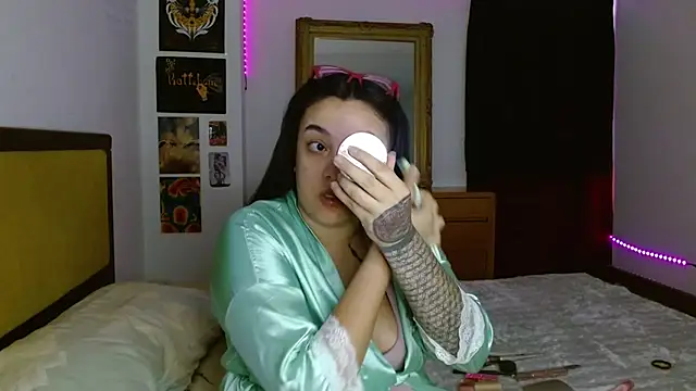 Snapshot of Nova-Satela chatting on 7, 3, 2026 Nova-Satela online show from 7, 3, 2026