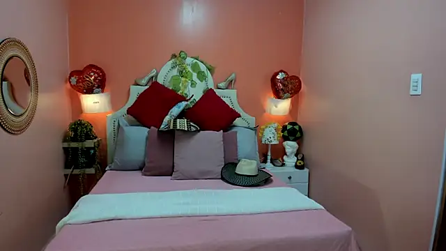 Dalila Najjar  online show from 25, 7, 2026