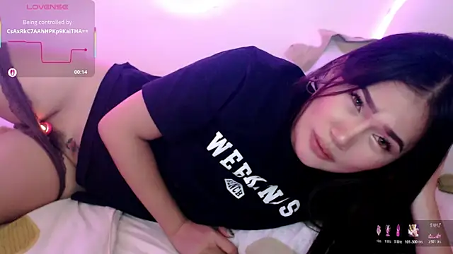 Snapshot of simplykhate chatting on 2, 7, 2026 simplykhate online show from 2, 7, 2026