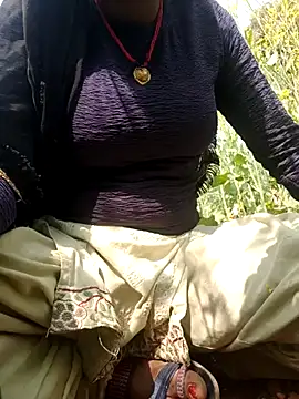 Snapshot of Queen_chayna chatting on 14, 1, 2026 Queen chayna online show from 14, 1, 2026