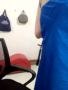 Snapshot of _phuonglan_ chatting on 11, 3, 2026 phuonglan online show from 11, 3, 2026