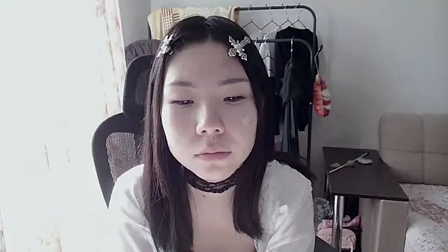 Snapshot of AprilOnilll chatting on 2, 2, 2026 AprilOnilll online show from 2, 2, 2026