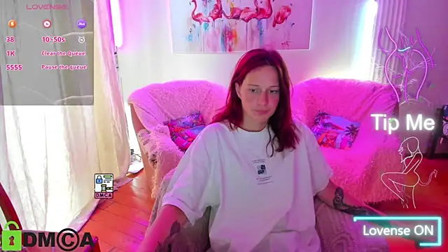 Lily Viola online show from 15, 6, 2026