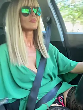 NaughtyNinky online show from 6, 5, 2026