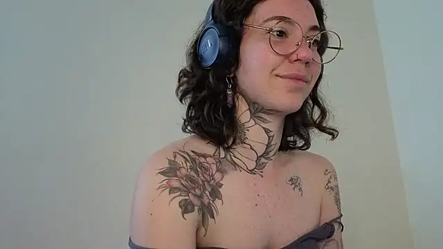 Dirty Pink online show from 24, 6, 2026