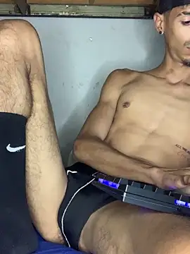 Snapshot of alexx_23cm chatting on 4, 2, 2026 alexx 23cm online show from 4, 2, 2026