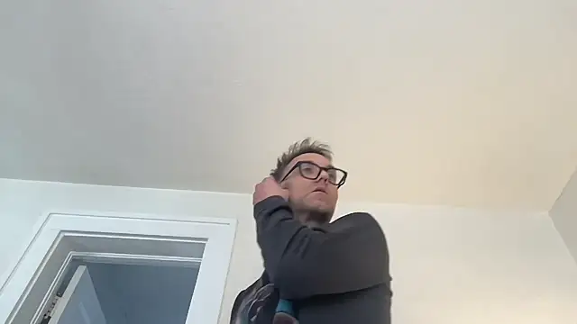 Snapshot of wolverinedream chatting on 21, 2, 2026 wolverinedream online show from 21, 2, 2026