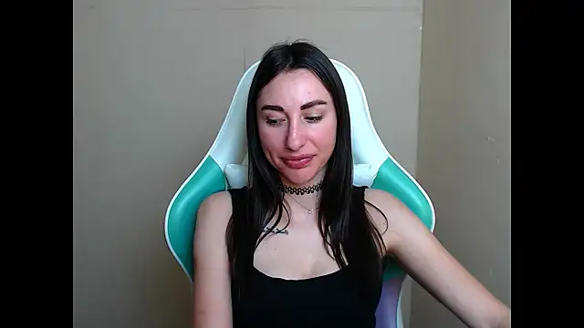 cammila horn online show from 13, 3, 2026