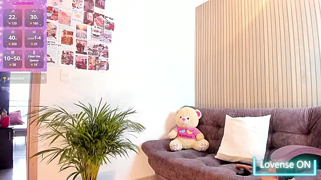 Snapshot of miacoxx_34 chatting on 4, 3, 2026 miacoxx 34 online show from 4, 3, 2026