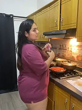 Bigbooty sex online show from 11, 7, 2026