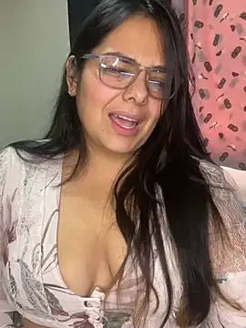 Bigbooty sex online show from 12, 7, 2026