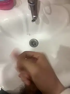 Snapshot of Wassimdz410 chatting on 9, 3, 2026 Wassimdz410 online show from 9, 3, 2026