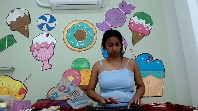 skinnysexzara18 online show from 21, 3, 2026