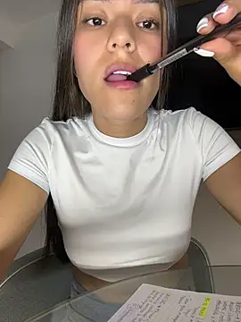 TaylorrHill online show from 4, 5, 2026