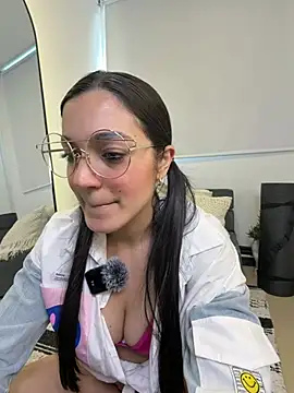 Snapshot of EVA_WILD1 chatting on 17, 2, 2026 EVA WILD1 online show from 17, 2, 2026