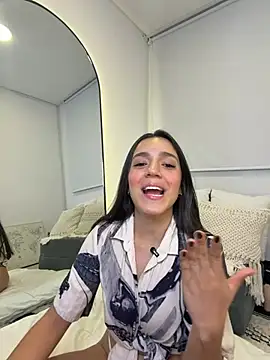 Snapshot of EVA_WILD1 chatting on 4, 3, 2026 EVA WILD1 online show from 4, 3, 2026