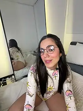 Snapshot of EVA_WILD1 chatting on 17, 3, 2026 EVA WILD1 online show from 17, 3, 2026