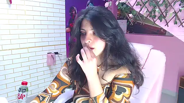 Snapshot of millybell303av chatting on 7, 2, 2026 millybell303av online show from 7, 2, 2026