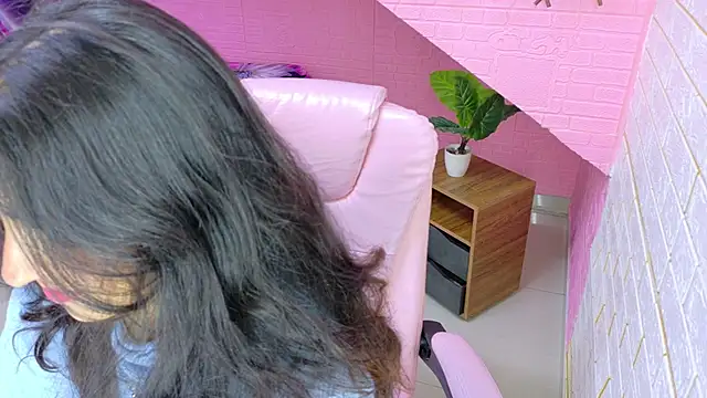 Snapshot of millybell303av chatting on 3, 3, 2026 millybell303av online show from 3, 3, 2026