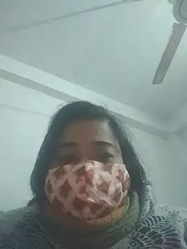 Snapshot of momo_loves chatting on 6, 1, 2026 momo loves online show from 6, 1, 2026