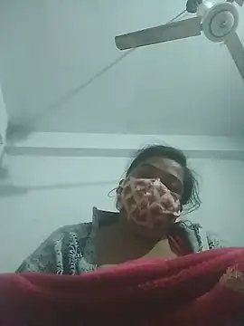 Snapshot of momo_loves chatting on 13, 1, 2026 momo loves online show from 13, 1, 2026