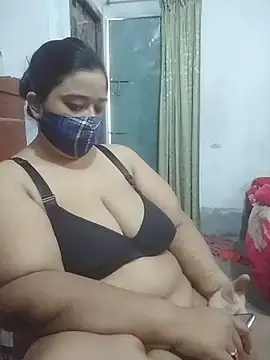 Snapshot of momo_loves chatting on 8, 3, 2026 momo loves online show from 8, 3, 2026