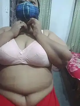momo loves online show from 28, 4, 2026