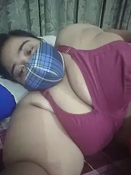 momo loves online show from 18, 7, 2026