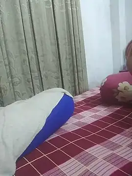 momo loves online show from 29, 7, 2026