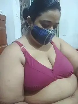 momo loves online show from 3, 8, 2026