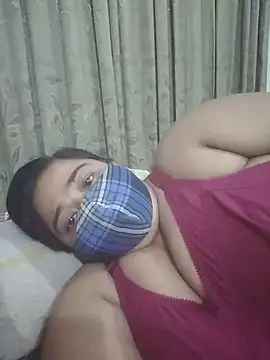 momo loves online show from 6, 8, 2026