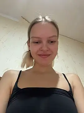 AshleyMur online show from 17, 7, 2026