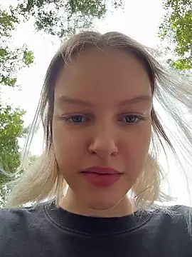 AshleyMur online show from 28, 7, 2026